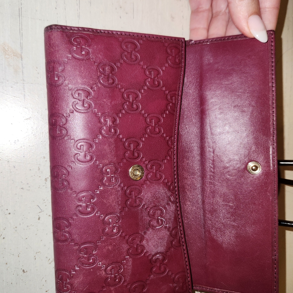Gucci Plum Leather Continental Wallet - Embossed Monogram Comes With Dust Bag. - Picture 14 of 16